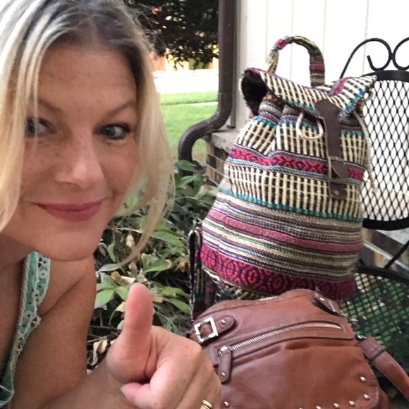 Meet your Posher, Teri - Picture 3 of 8